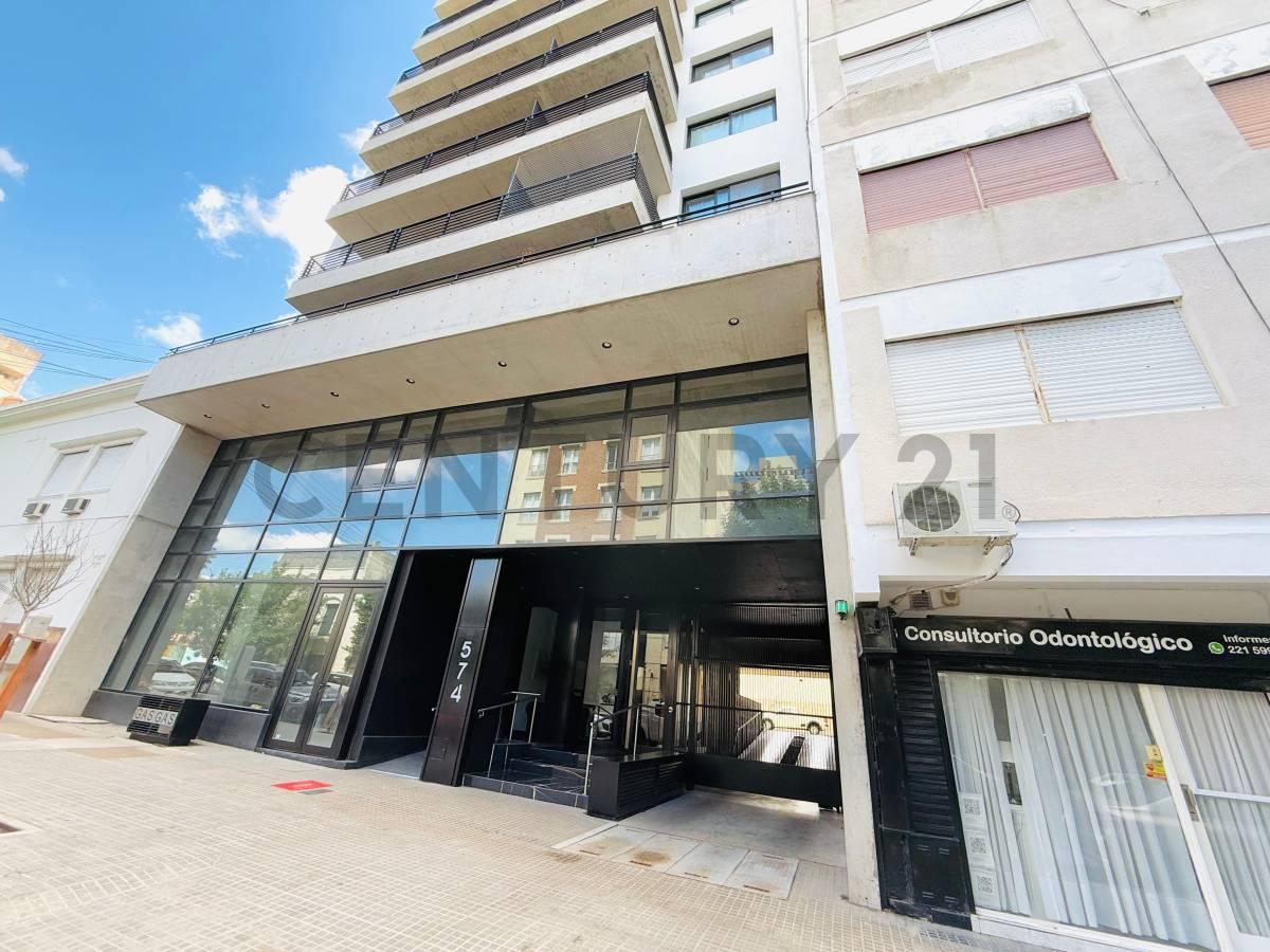 Departamento de categoria 3 dormitorios en venta en La Plata — foto 1