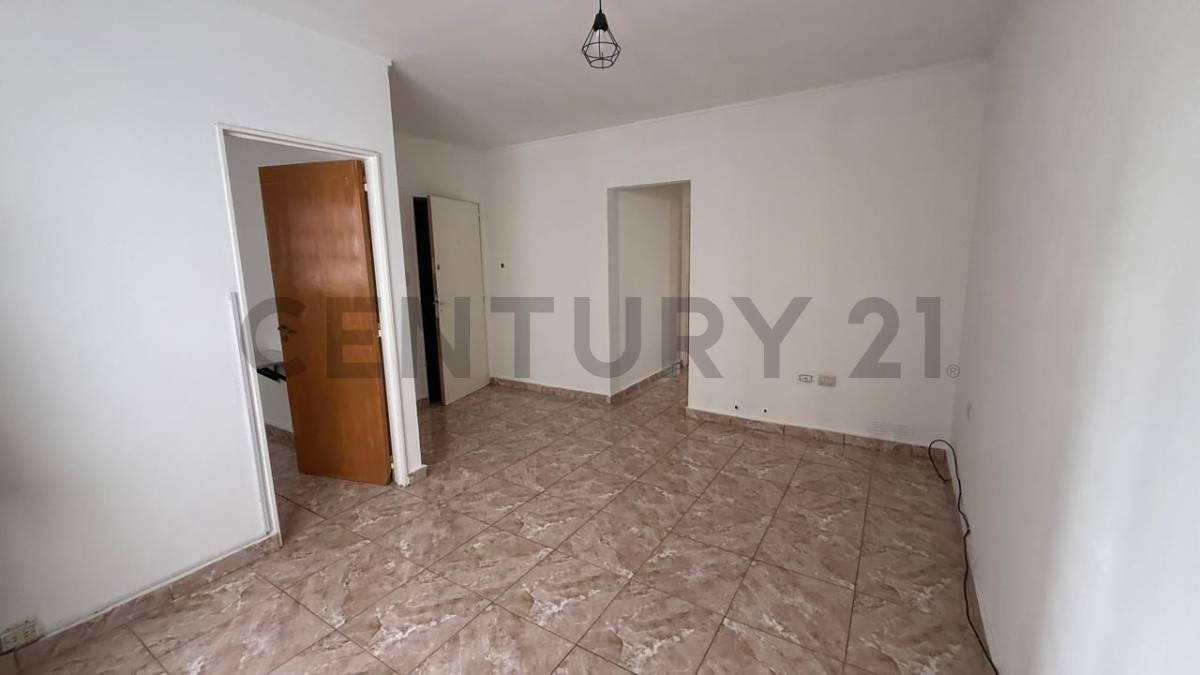 Departamento de 1 dormitorio, dos ambientes, en La Plata, Buenos Aires. — foto 1