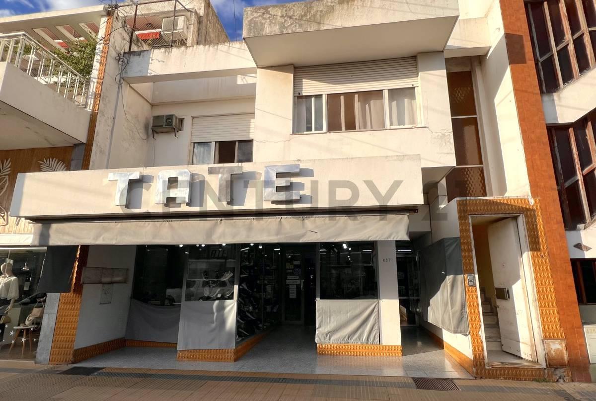 DOS DEPARTAMENTOS EN PLANTA ALTA CON INGRESO POR ESCALERAS-IDEAL INVERSIÓN Venado Tuerto — foto 1