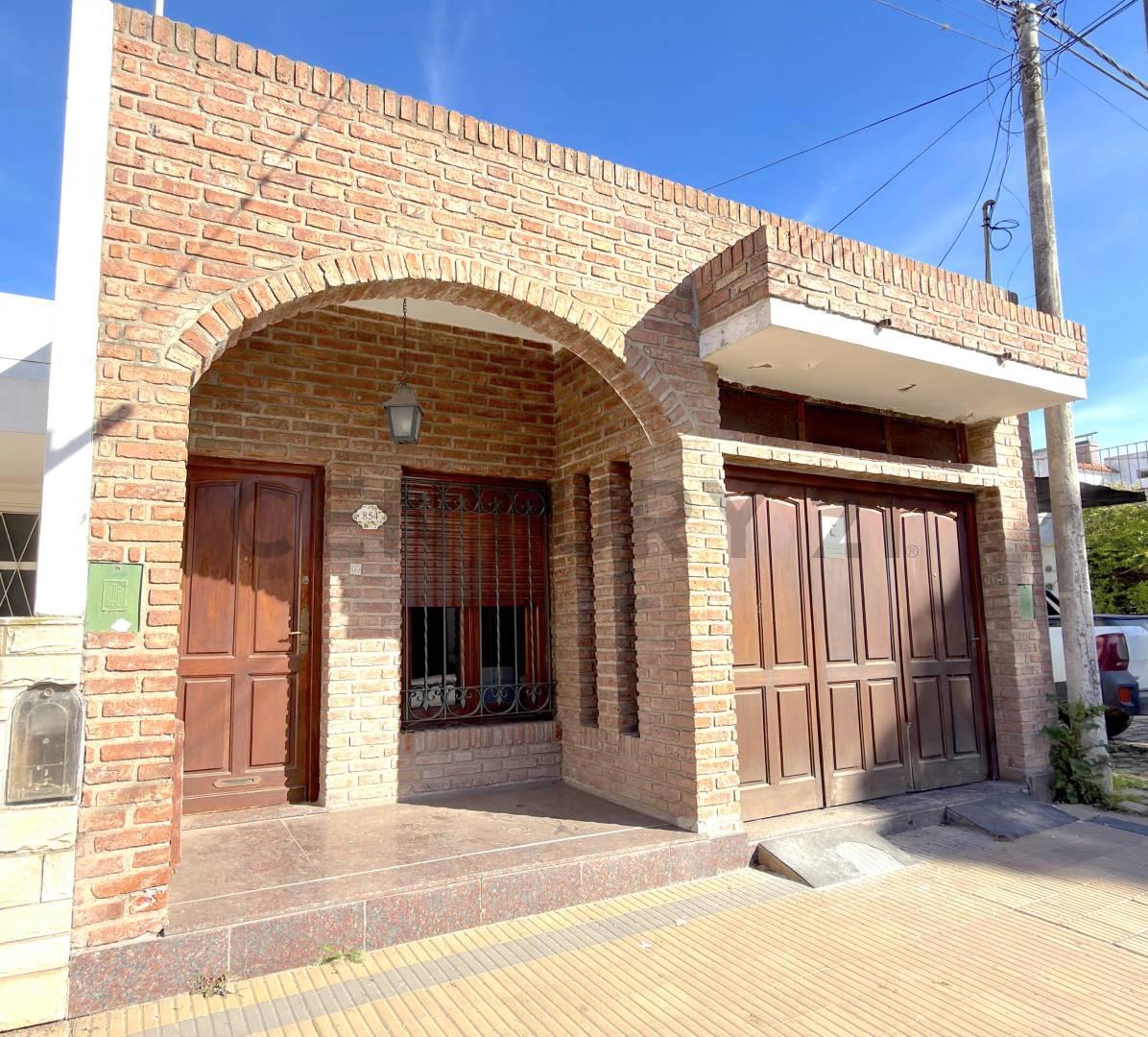 Casa en venta – Excelente ubicación céntrica en Venado Tuerto — foto 1