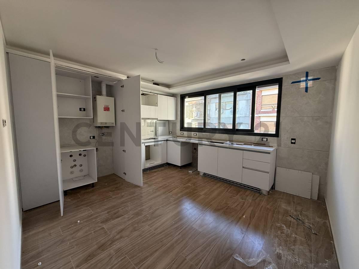 VENTA DEPTO 4 AMBIENTES CON DEPENDENCIA EN FLORES A ESTRENAR — foto 1