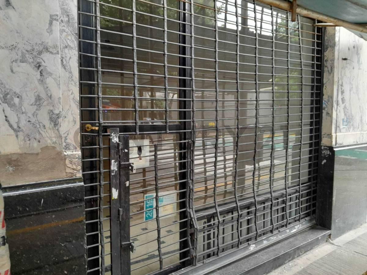 VENTA LOCAL COMERCIAL MULTIRUBRO A LA CALLE EN BALVANERA — foto 1