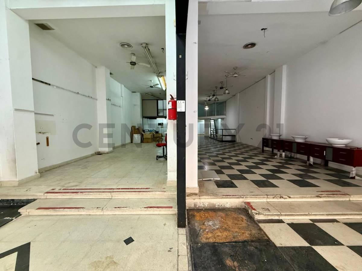 Venta Depósitos en Monserrat — foto 1