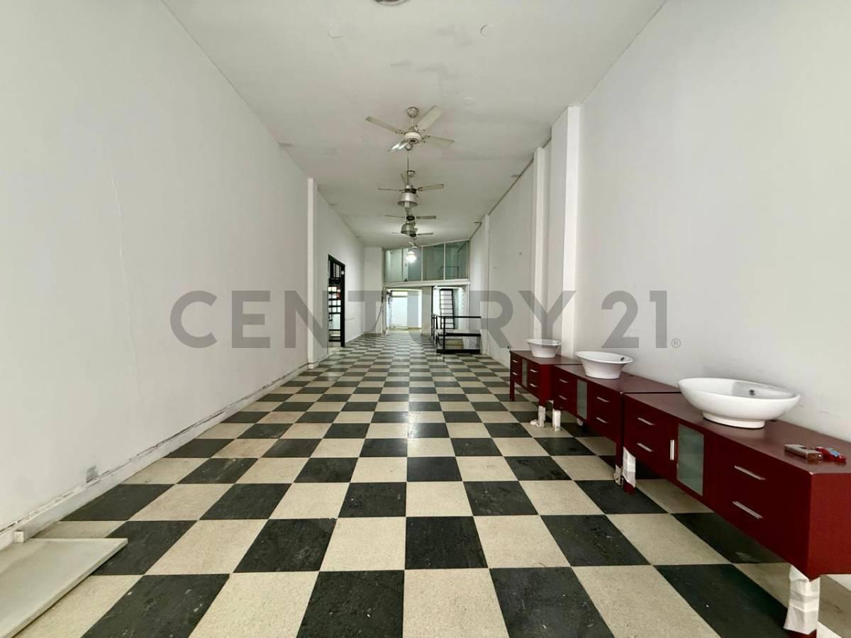 Venta Depósito en Monserrat — foto 1