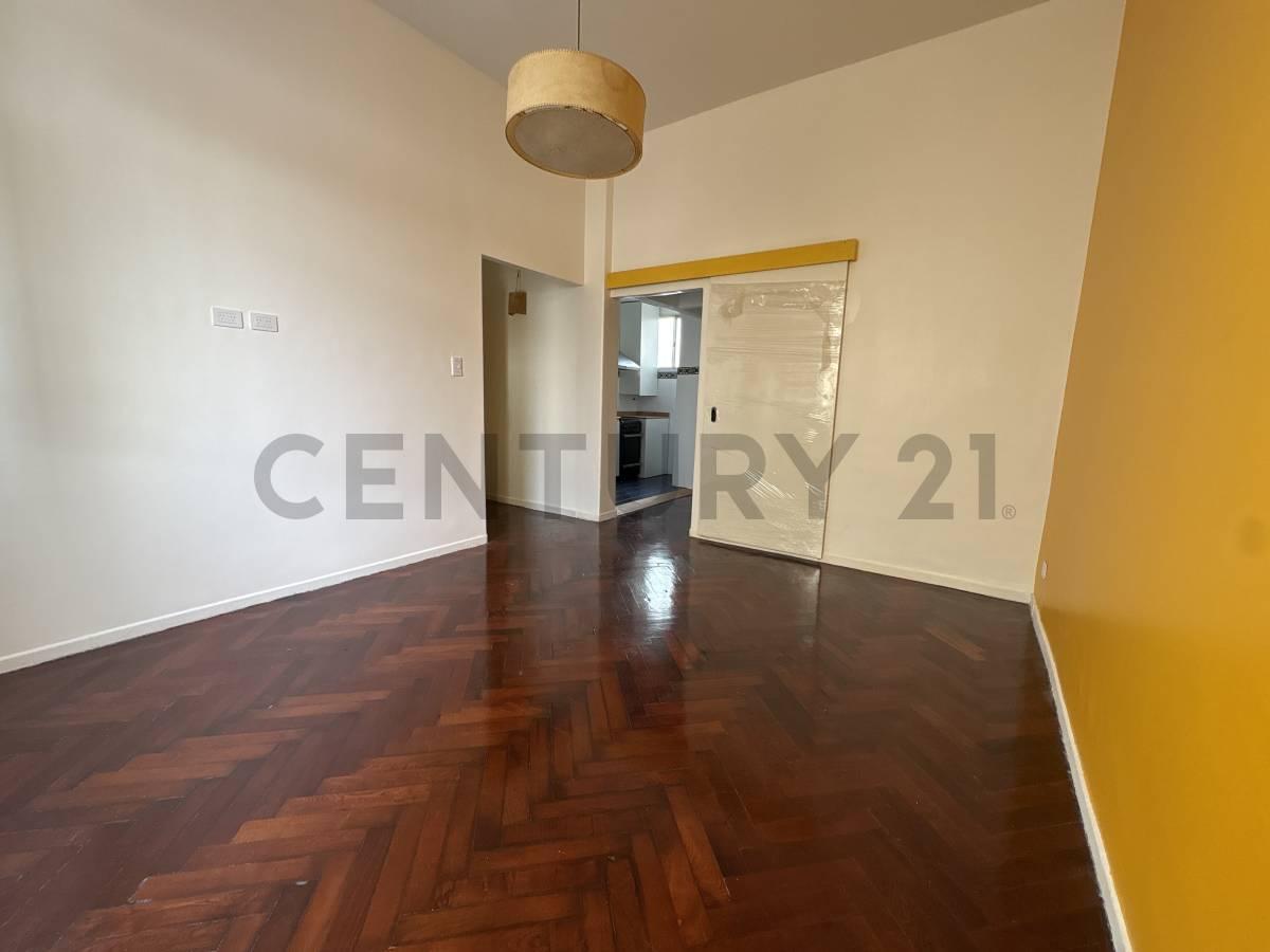 VENTA DEPARTAMENTO 2 AMBIENTES EN BELGRANO REFACCIONADO - APTO CREDITO — foto 1