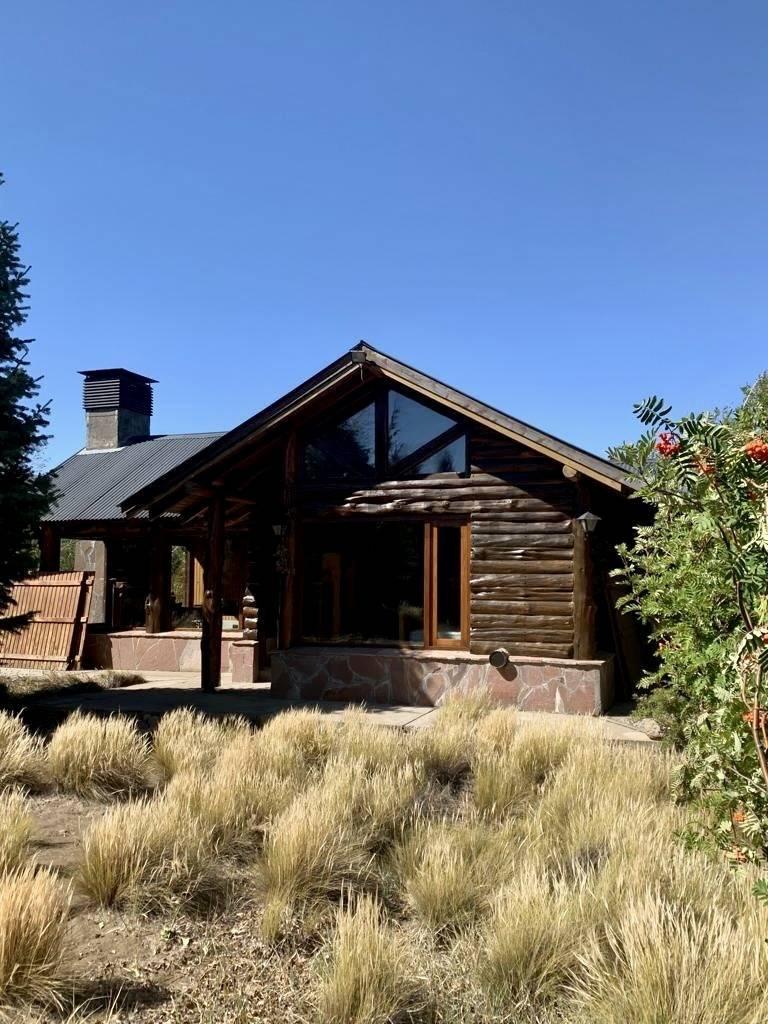 VENTA CASA VILLA HUECHULAFQUEN CON COSTA DE RIO - Junín de los Andes — foto 1
