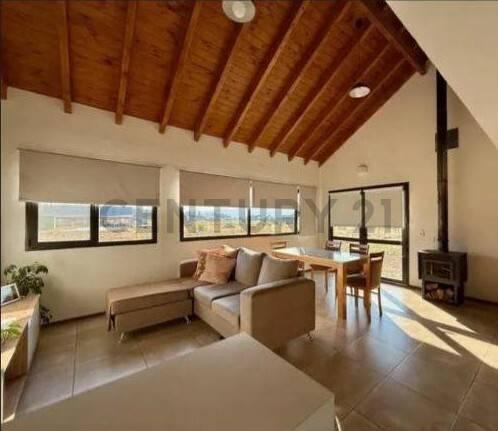 CASA VENTA SAN MARTIN DE LOS ANDES. BARRIO LAS MARIAS DEL VALLE — foto 1