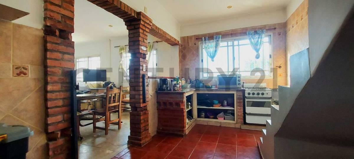 VENTA DE PH 4 AMBIENTES GRAN TERRAZA EN CASEROS — foto 1