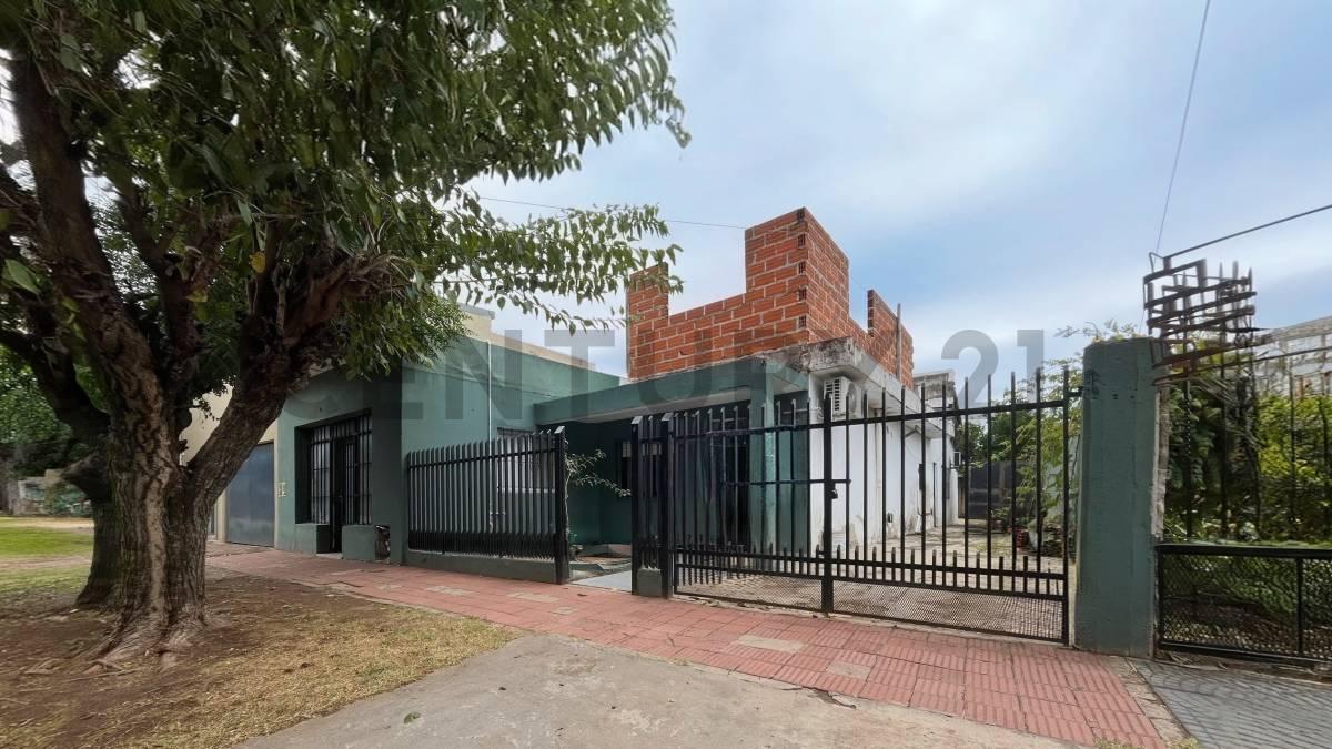 VENTA CASA 5 AMBIENTES FINANCIACION ACEPTA PERMUTA — foto 1
