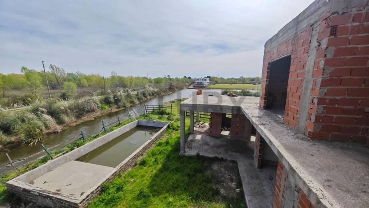 CASA 4 AMB. A FINALIZAR EN LOTE DE 916M2 EN EL CAZAL, ESCOBAR. OPCIÓN LLAVE EN MANO Y FINANCIACIÓN — foto 1