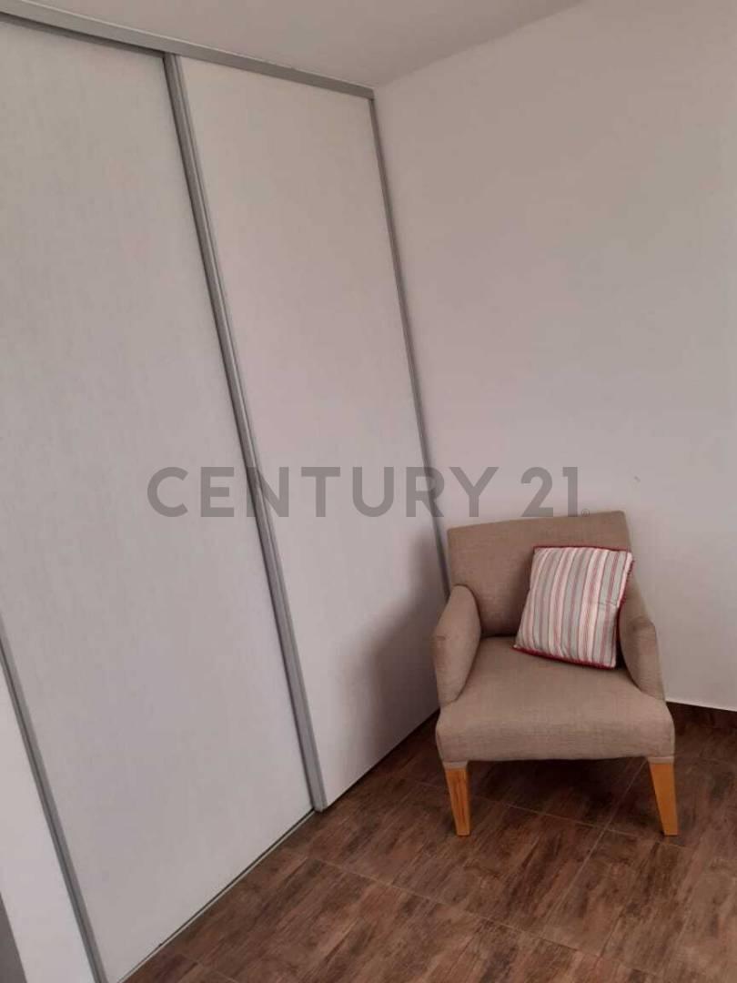 2 ambientes con balcón a 3 cuadras de la estación Castelar — foto 1