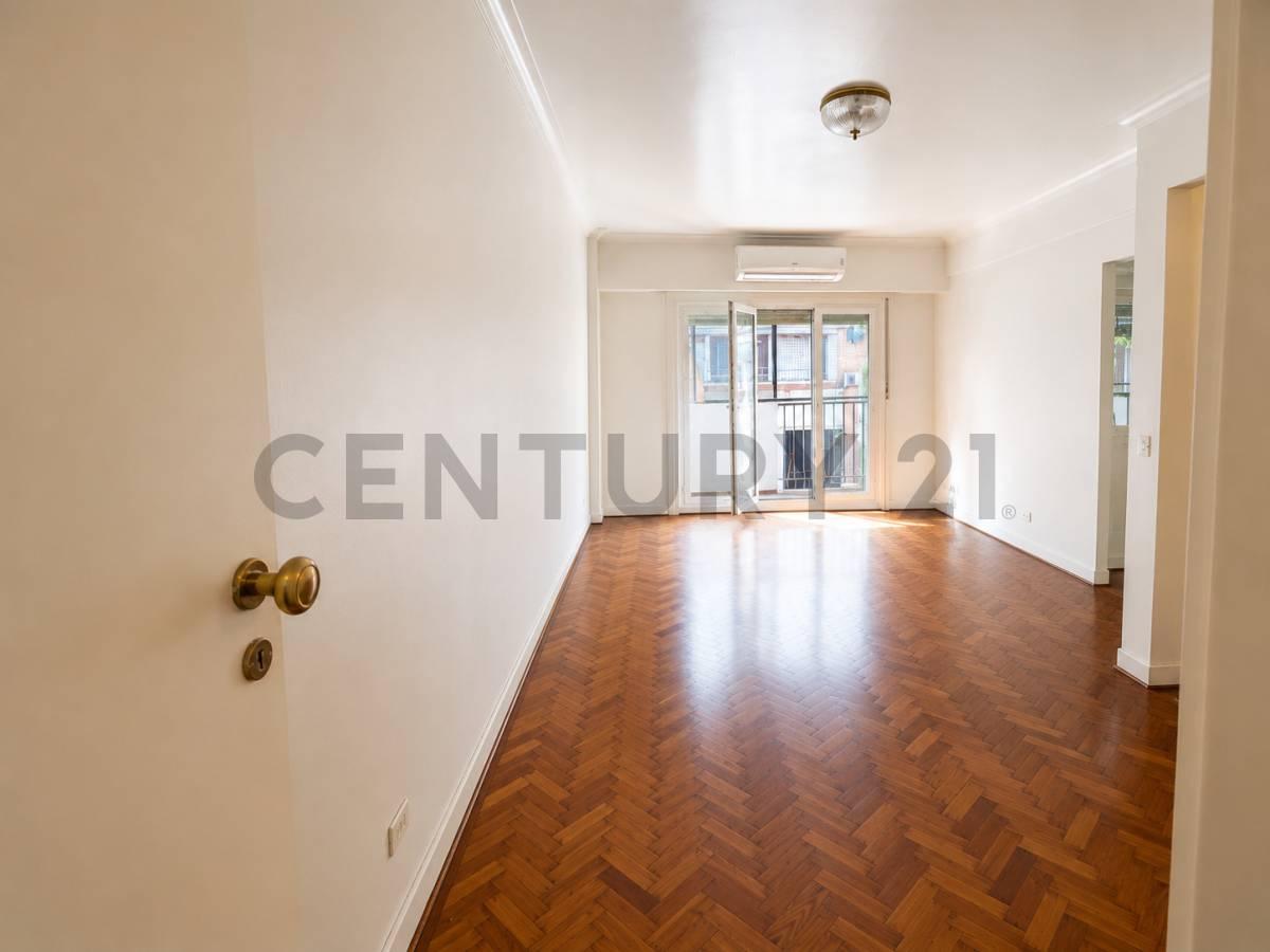 Venta Departamento 3 Ambientes Muy Luminoso sobre calle muy tranquila — foto 1