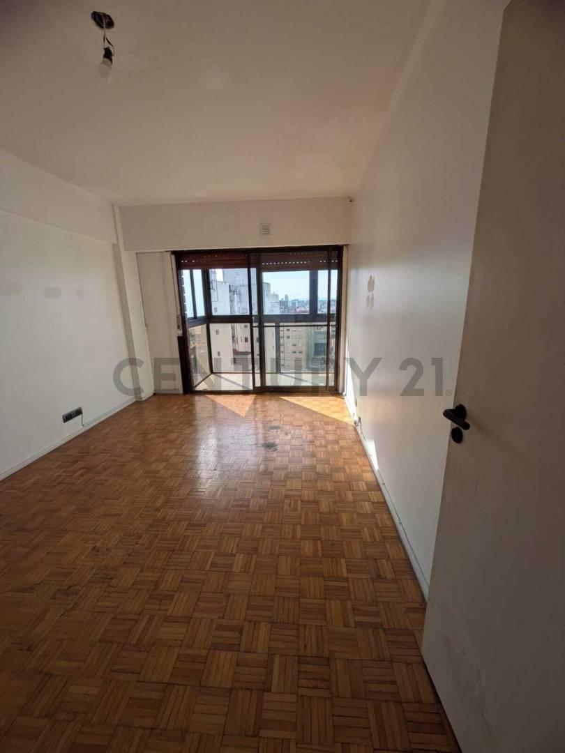 VENTA departamento 3 ambientes en balvanera + 2 cocheras y balcón corrido — foto 1