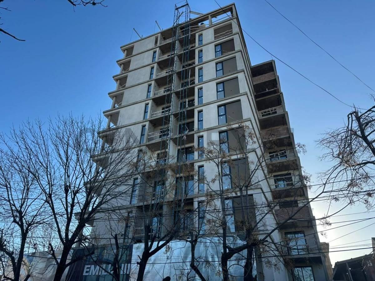 Departamento 2 ambientes a estrenar con cochera en Hurlingham — foto 1