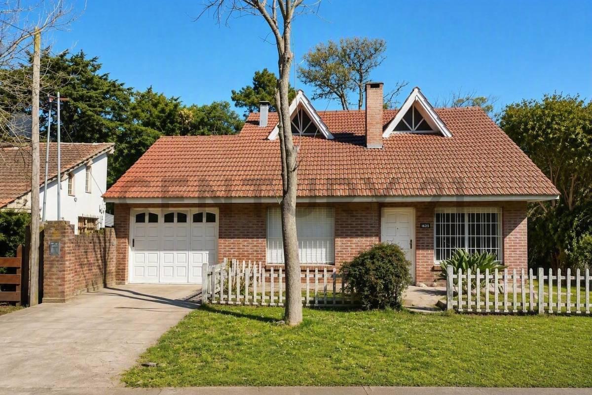 CASA 3 AMBIENTES EN VENTA,RESERVA FORESTAL ATLÁNTIDA — foto 1