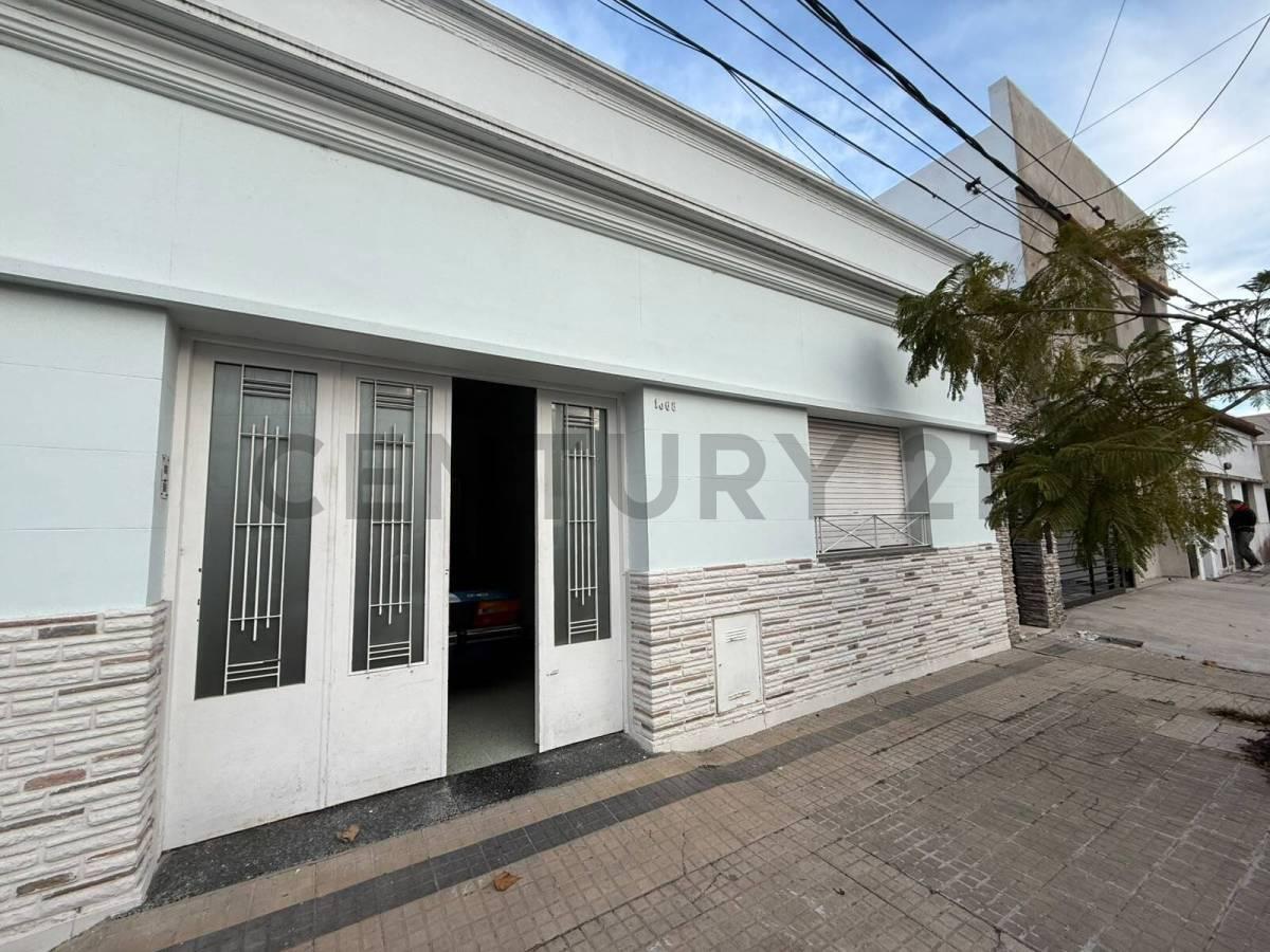 Casa en Tolosa, 2 dormitorios con patio y alta conectividad APTO BANCO — foto 1