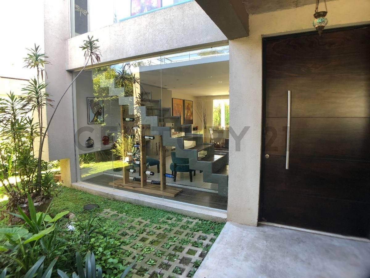 Casa de 4 dormitorios en venta, en Los Lagos Nordelta. MODERNA, PRACTICA, y con MUCHO DISEÑO ... — foto 1