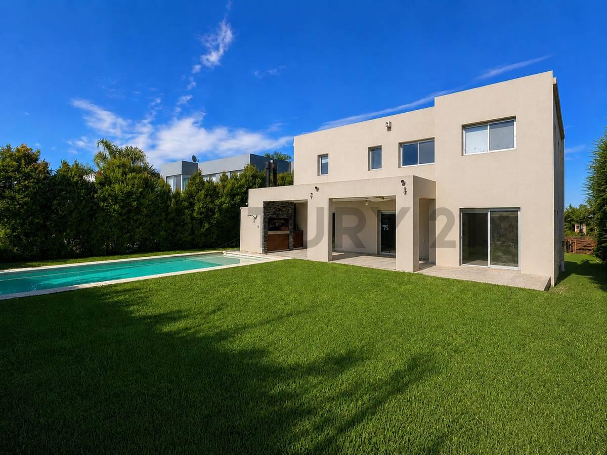 Casa en venta en Los Lagos, Nordelta 3 dormitorios, pileta, galería y excelente calidad — foto 1