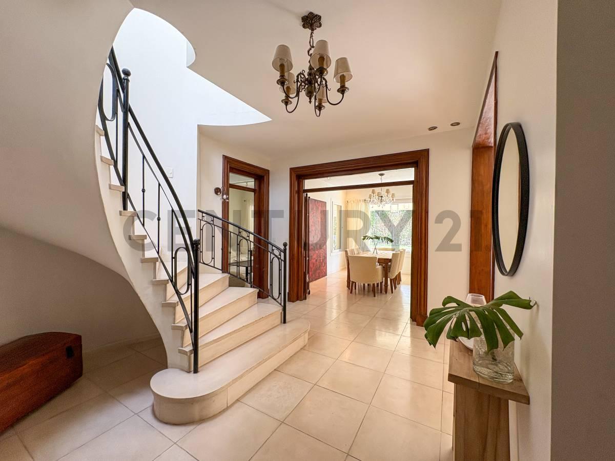 Casa muy luminosa de 3 dormitorios y escritorio o 4to dormitorio — foto 1