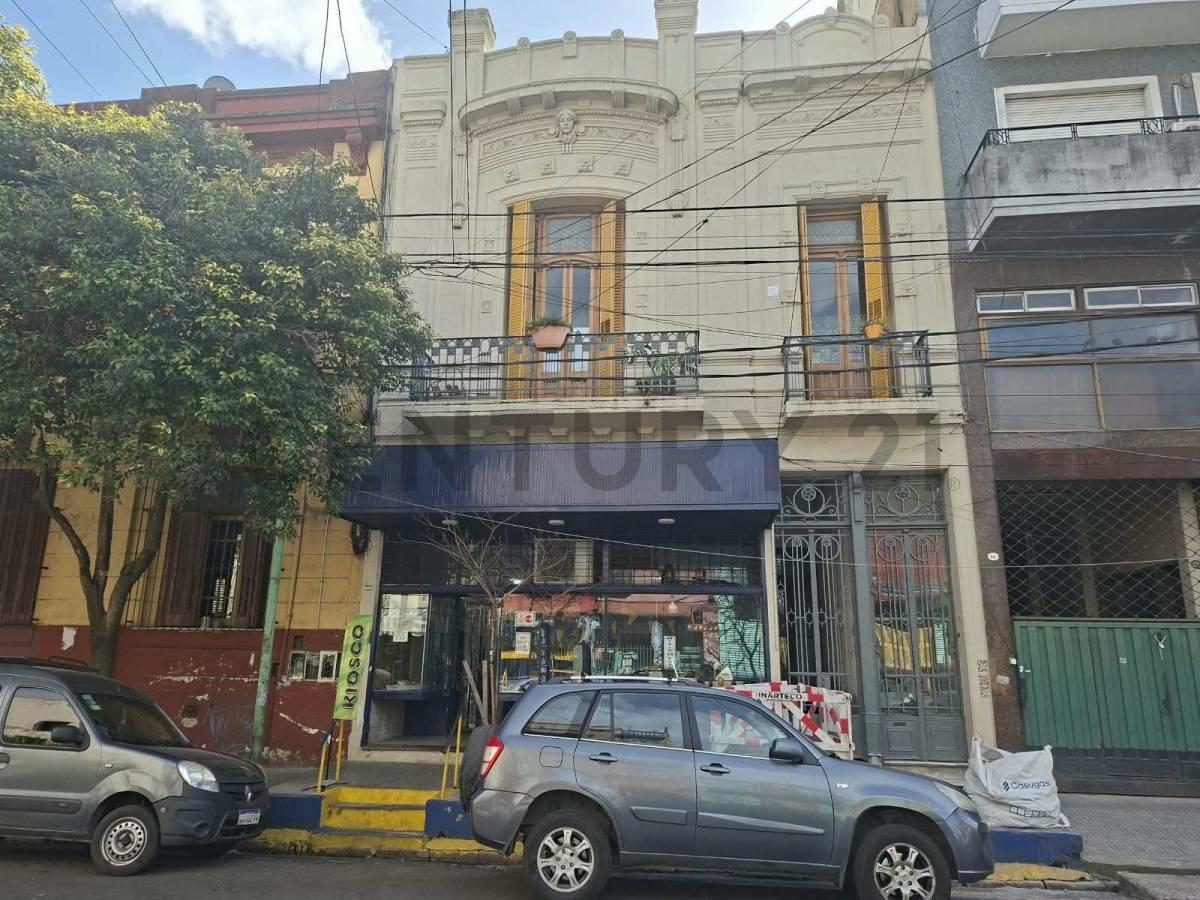 Oportunidad venta en Block Local Mas PH en Planta baja de 2 ambientes Mas PH en primer Piso 5 Ambien — foto 1