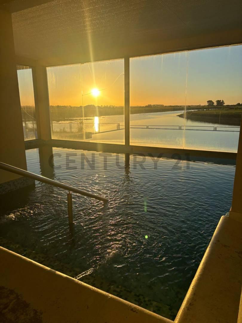 LOTE EN ESQUINA EN ZONA CENTRAL EN EL MIRADOR: ÚNICO CLUB DE CAMPO CON SPA TERMAL — foto 1