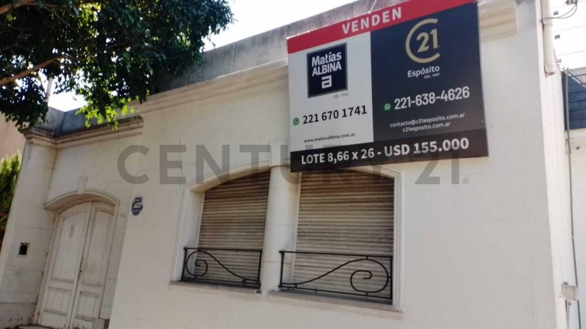 Casa en Venta en La Plata con fin comercial — foto 1