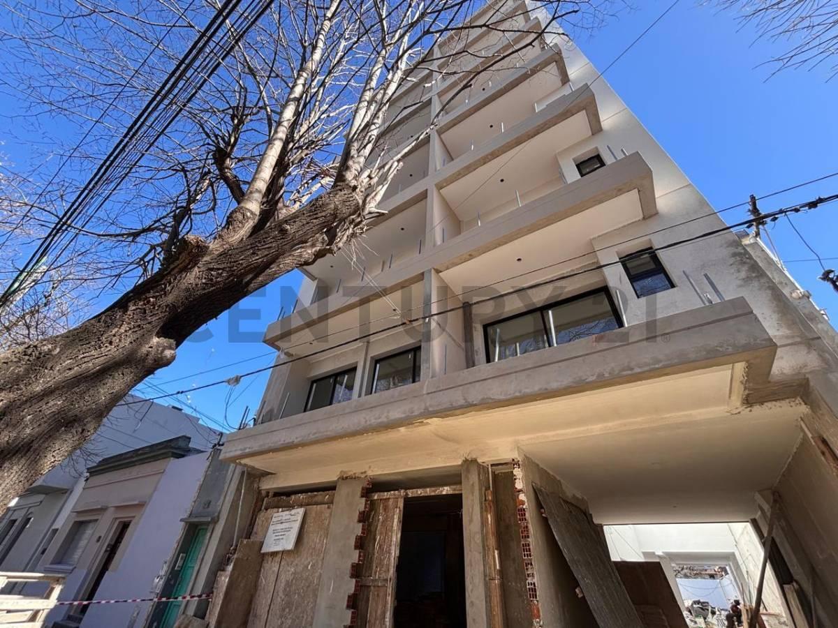 Departamento Semipiso de DOS dormitorios - EN construcción en La PLATA — foto 1