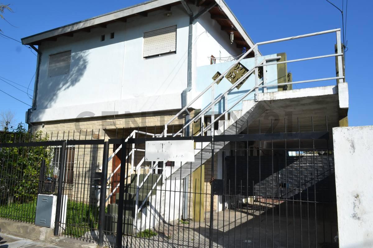 Venta Casa con 5 Deptos. en El Talar de Pacheco — foto 1