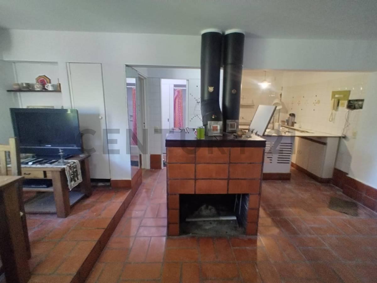 Departamento 2 ambientes + cochera/ Centro Tigre/ APTO CREDITO 2do piso por escalera — foto 1