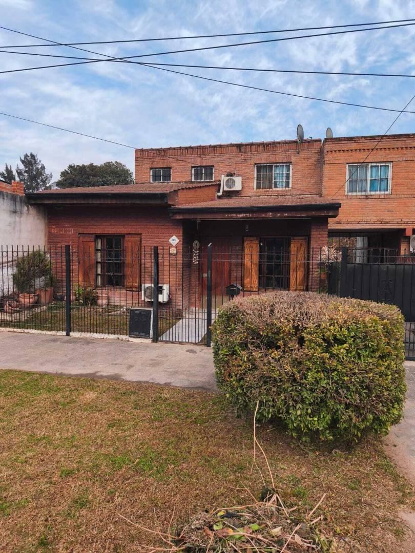 VENTA - CASA Y DEPARTAMENTO - GARIN — foto 1