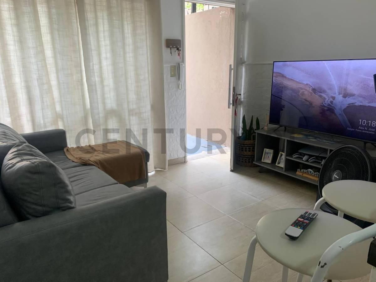 Alquiler departamento 2 ambientes con patio, Pilar — foto 1