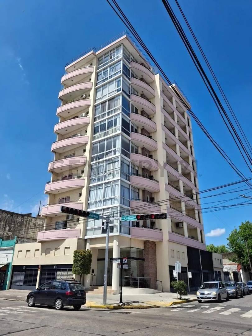 Departamento 2 ambientes en venta con cochera en Tigre — foto 1