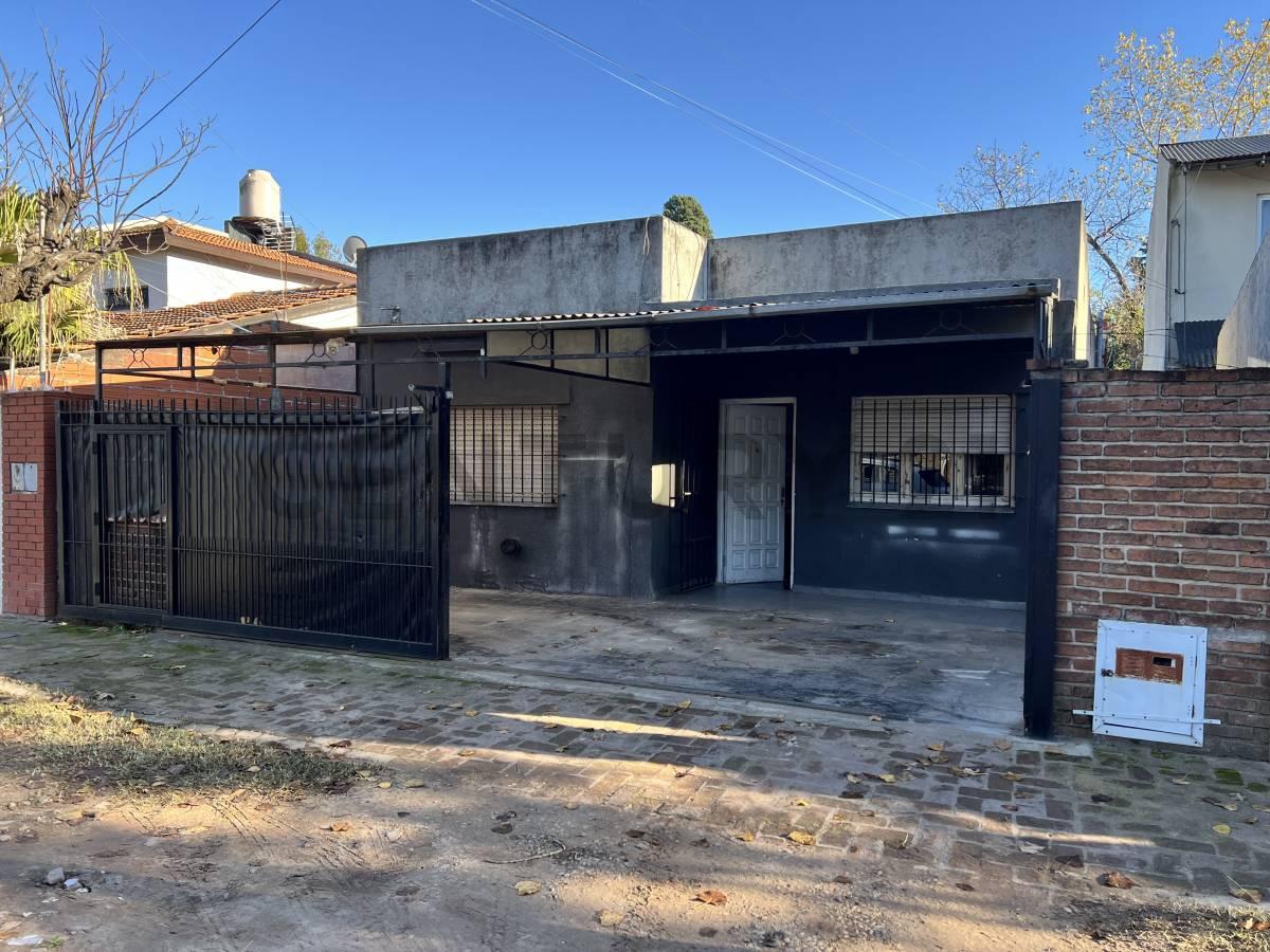 venta de casa con lote de 10x50 edificación 4 a 8 dúplex — foto 1