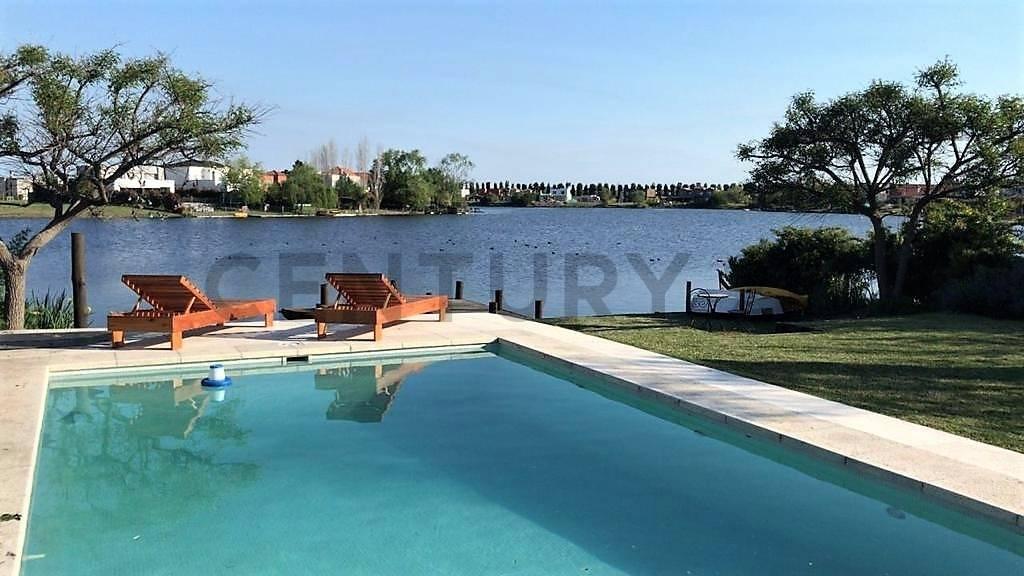 VENTA CASA A LA LAGUNA, EN SAN FRANCISCO VILLANUEVA, TIGRE. — foto 1