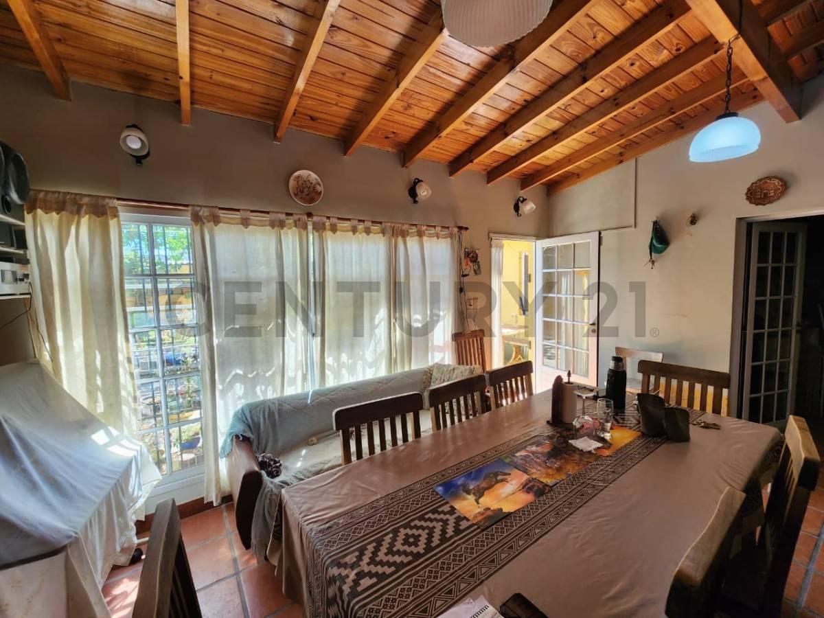 venta casa multifamiliar en merlo excelente ubicación 3 casas en 1 con lote lindero galpon 40m2 — foto 1