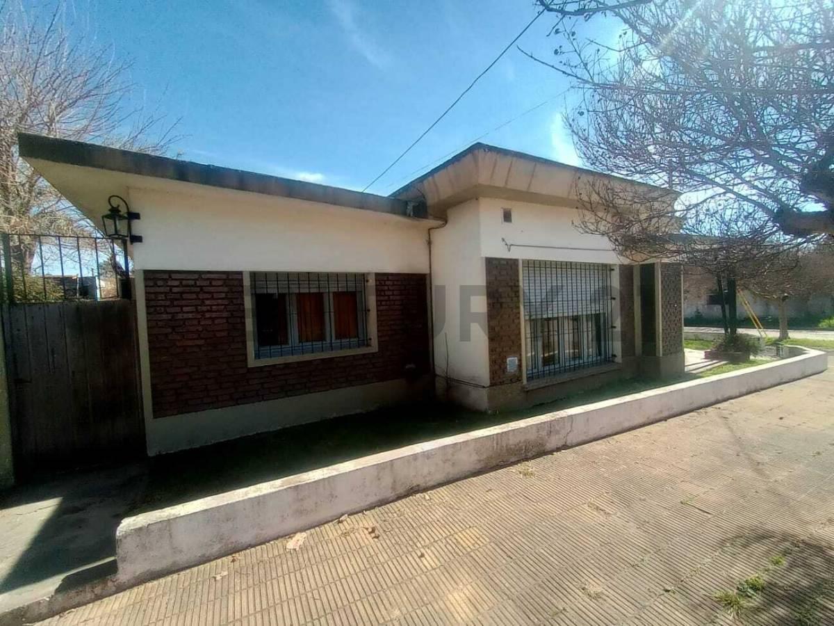 Casa Venta Padua 4 ambientes Cochera Patio — foto 1