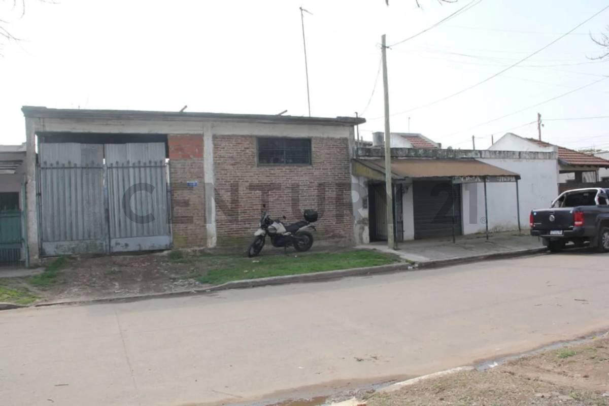 VENTA LOCAL DE PANADERIA CON CASA 4 AMB MERLO — foto 1