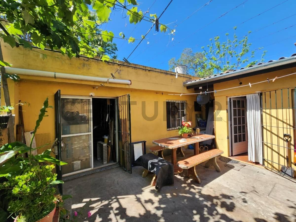 venta de casa multifamiliar de + departamento de 3 ambientes en planta alta — foto 1