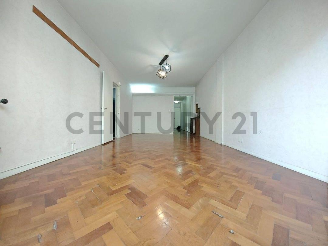 VENTA DEPARTAMENTO 4 AMB C/ DEPENDENCIA Y BALCON CERRADO - Apto crédito — foto 1