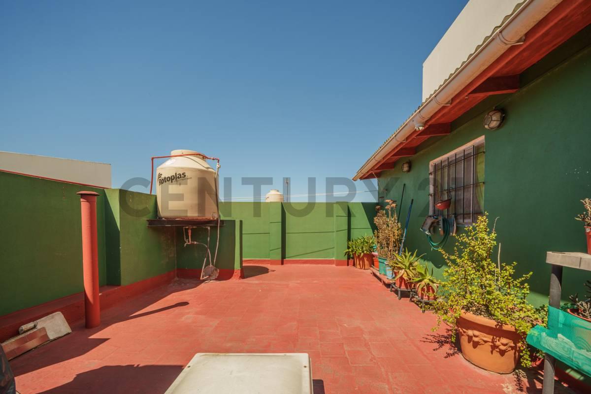 VENTA PH 4 AMBIENTES C/ TERRAZA - MATADEROS — foto 1