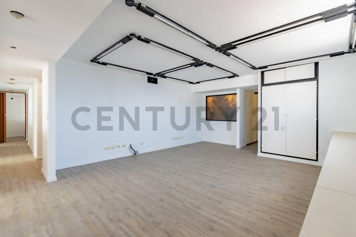VENTA - Oficina luminosa - San Telmo — foto 1