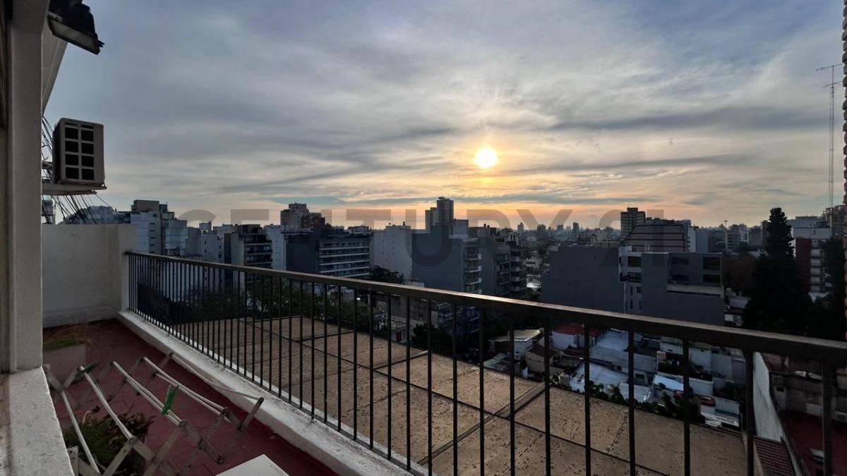 VENTA DEPTO 2AMB FLORES NORTE MUY LUMINOSO CON BALCON — foto 1