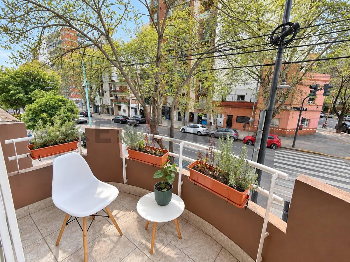 VENTA-PERMUTA 2 AMBIENTES CON BALCON VILLA URQUIZA — foto 1