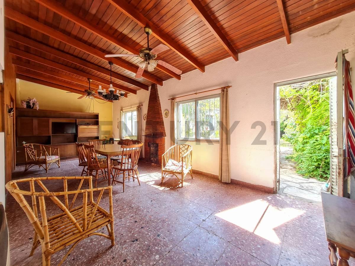 Casa en venta de 2 dormitorios en Tolosa — foto 1