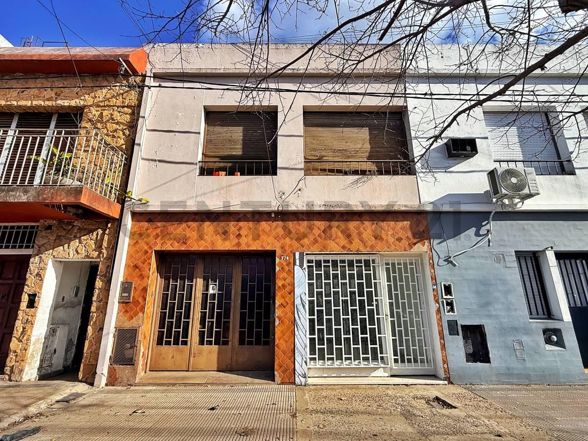 PH EN 2 PLANTAS EN TOLOSA CON LOCAL Y GARAGE — foto 1