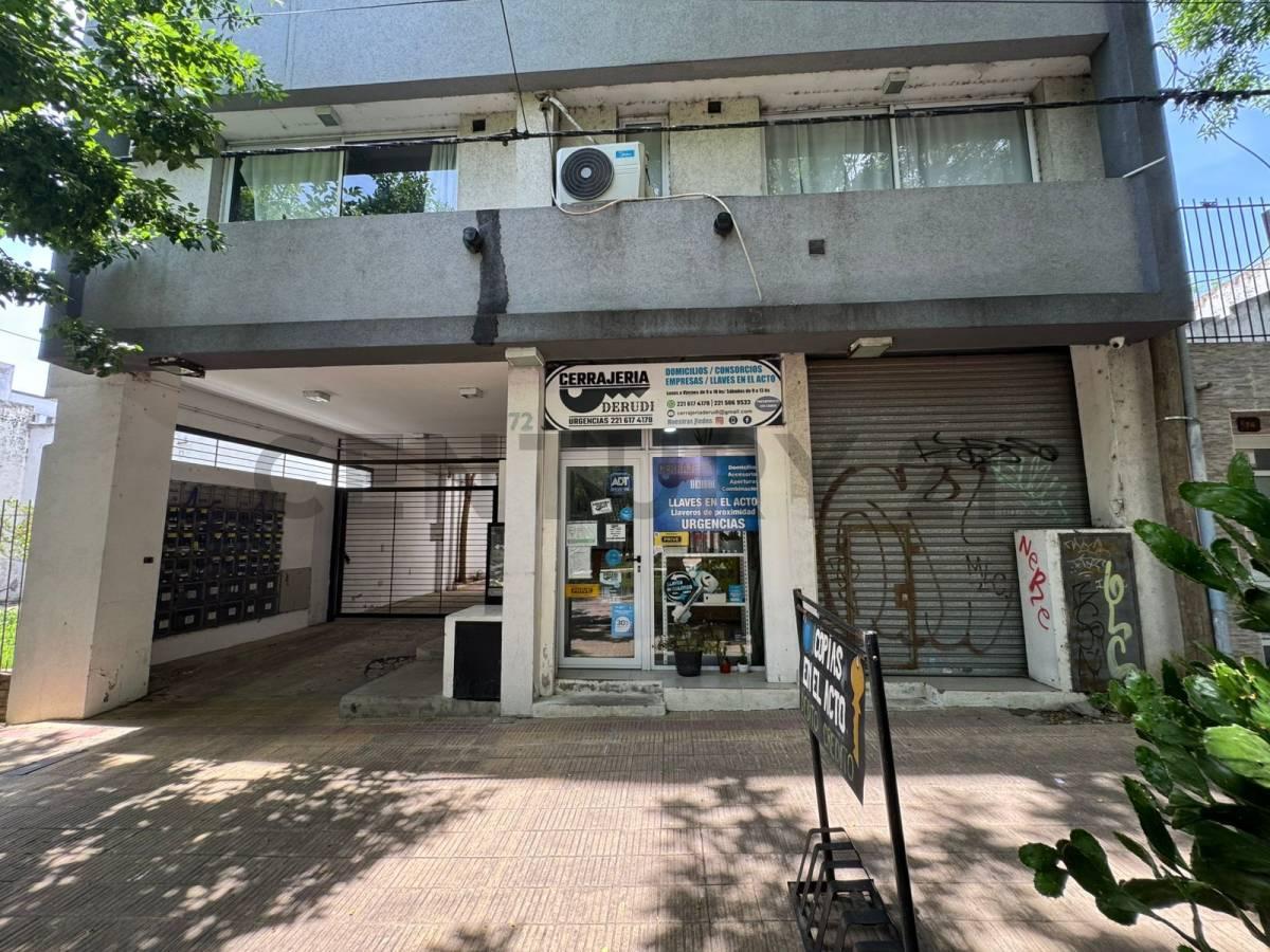 Local en venta en La Plata — foto 1