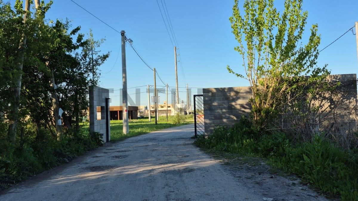 Venta de Lote en Barrio Semi Cerrado TERRANOVA, — foto 1