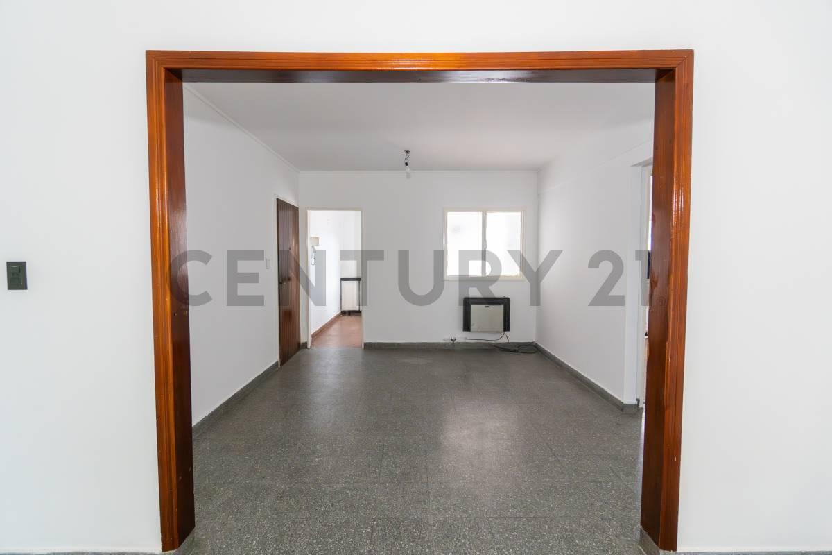 Departamento en venta La Plata 2 dormitorios con patio — foto 1