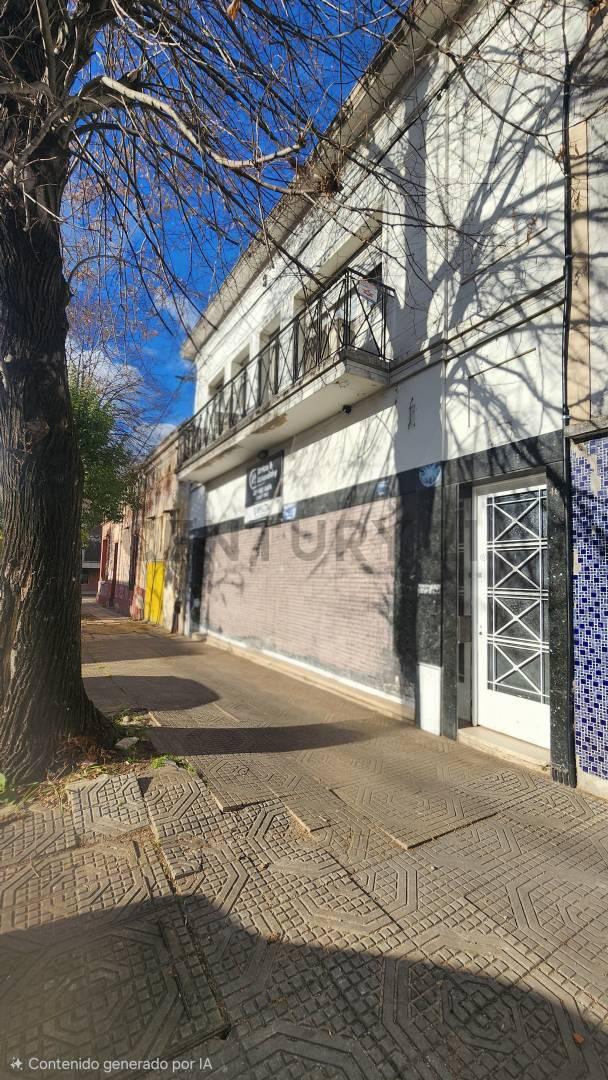 Vivienda en venta con Local Comercial en La Plata — foto 1