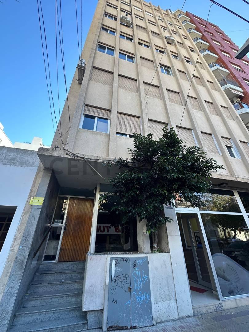 44 E/ 8 Y 9 MONOAMBIENTE EN VENTA — foto 1